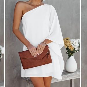 VICI SIDE TO SIDE ONE SHOULDER STATEMENT DRESS - WHITE